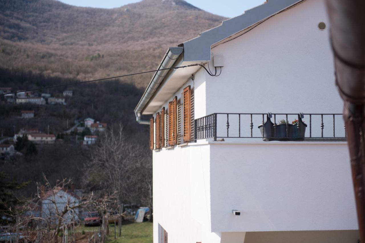 Lola Apartment Veprinac 外观 照片