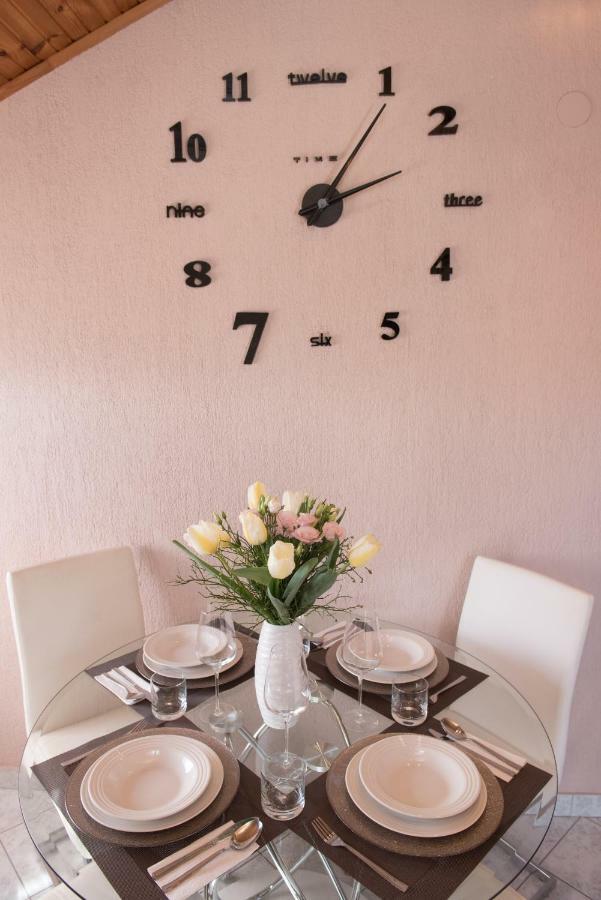 Lola Apartment Veprinac 外观 照片