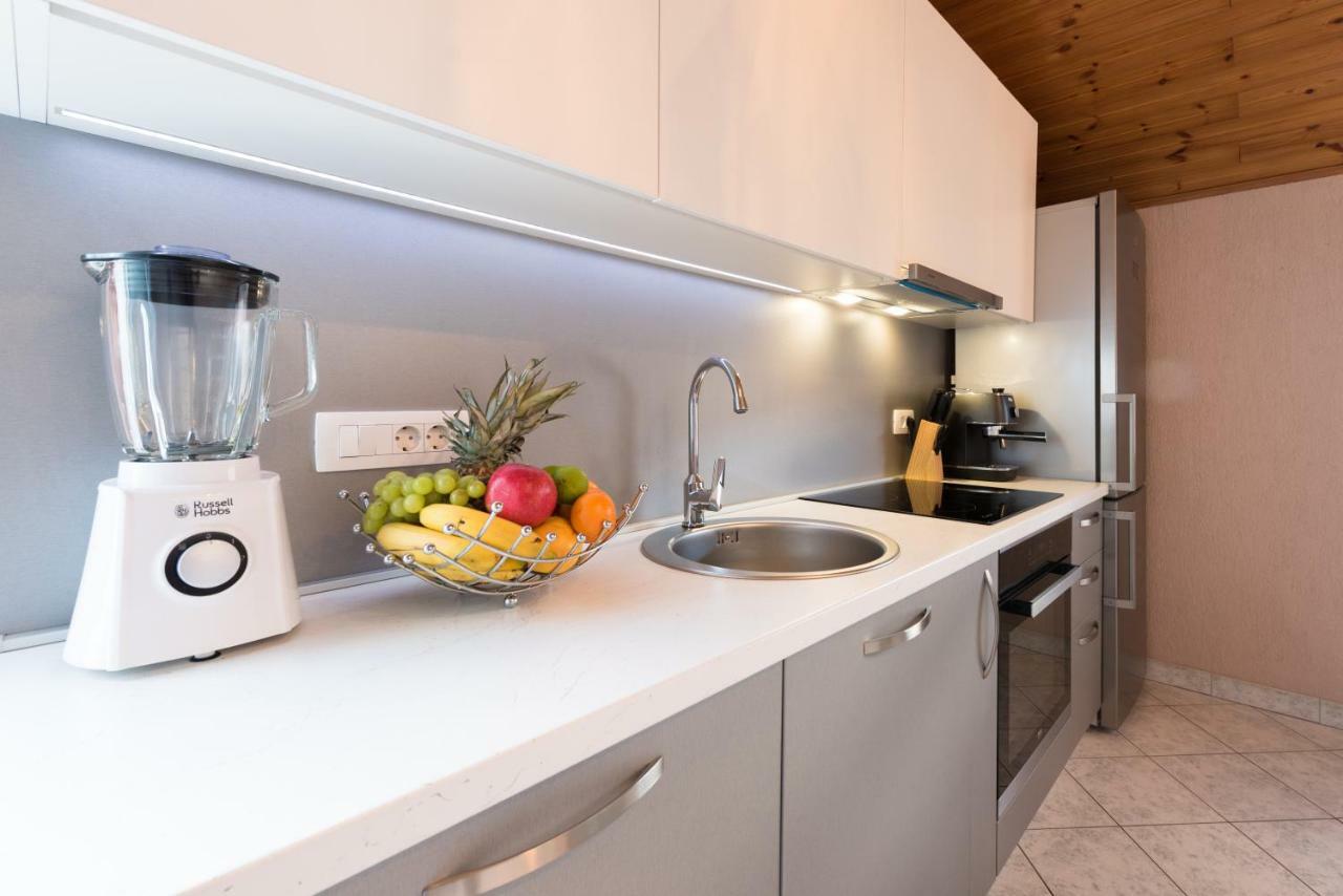 Lola Apartment Veprinac 外观 照片