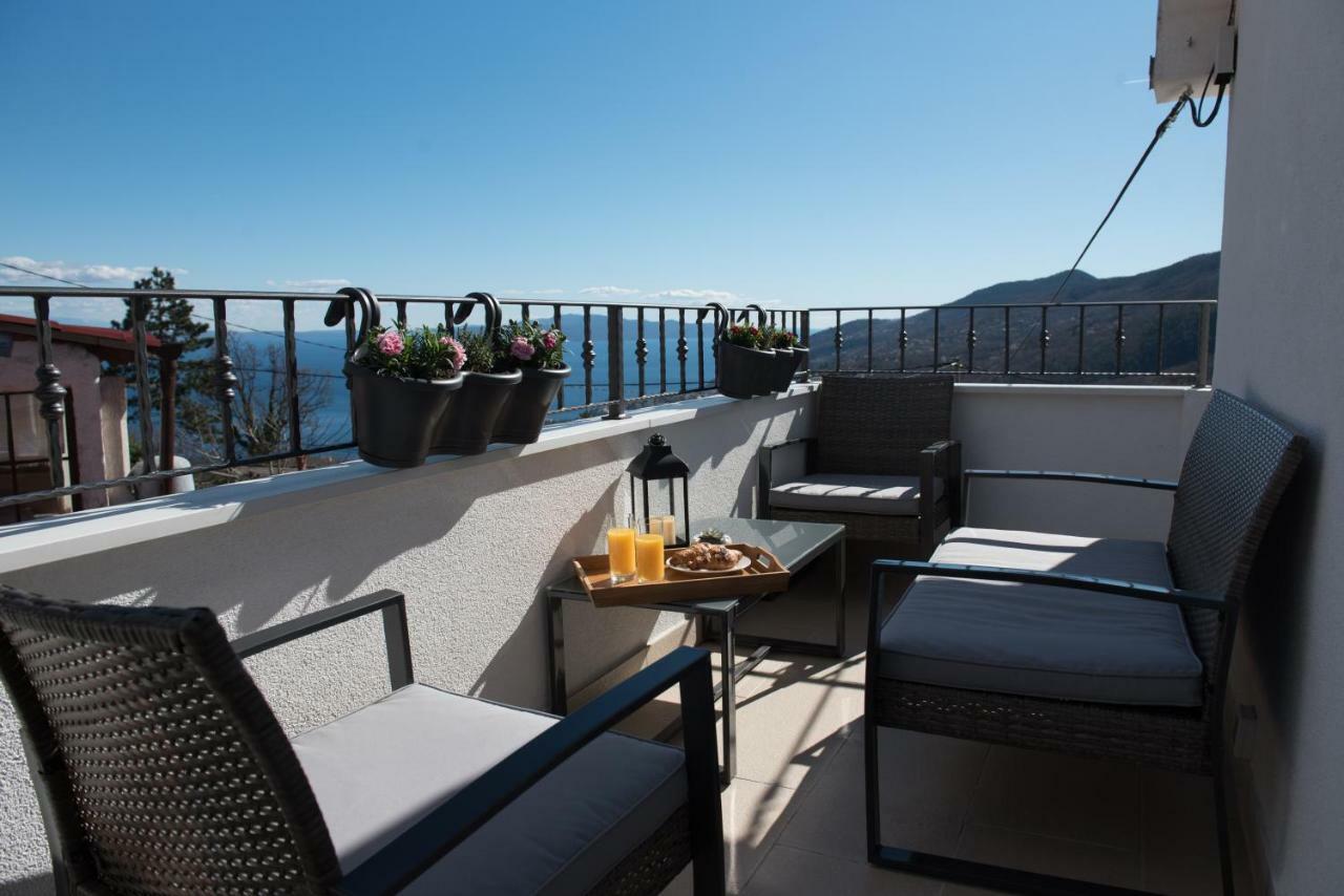 Lola Apartment Veprinac 外观 照片