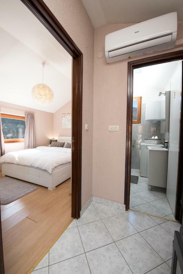 Lola Apartment Veprinac 外观 照片